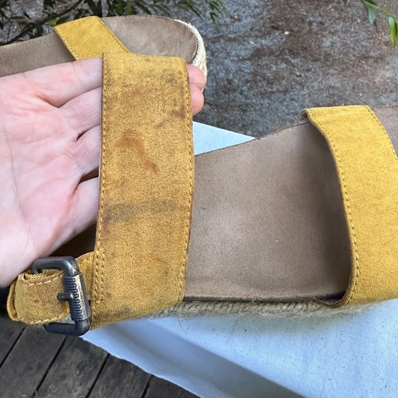 BIG BUDDHA Yellow Suede Faux Leather Espadrille Sandals Cork Platform Size 8 - Picture 9 of 13